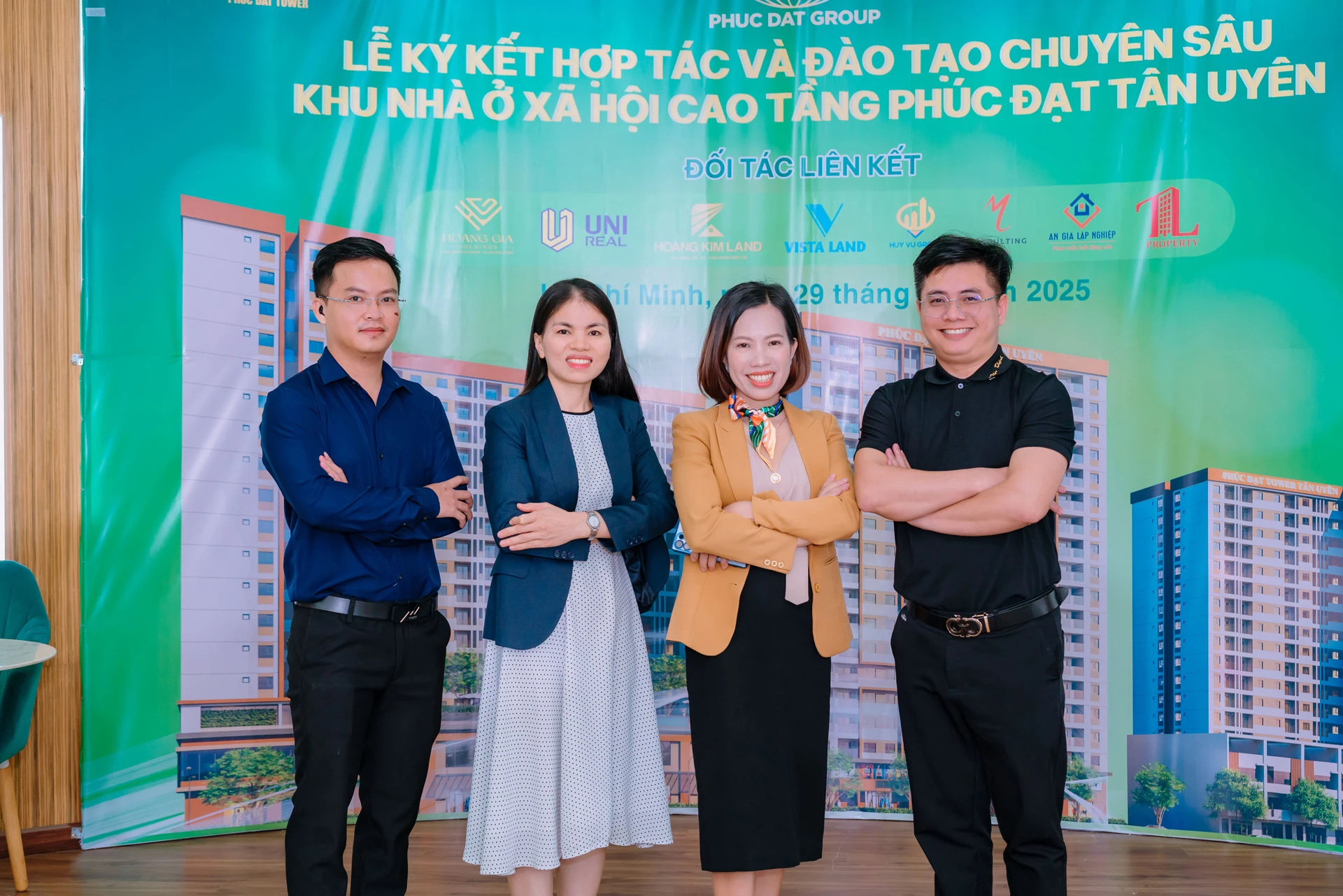 Lễ ký kết phân phối dự án NOXH Phúc Đạt Tân Uyên