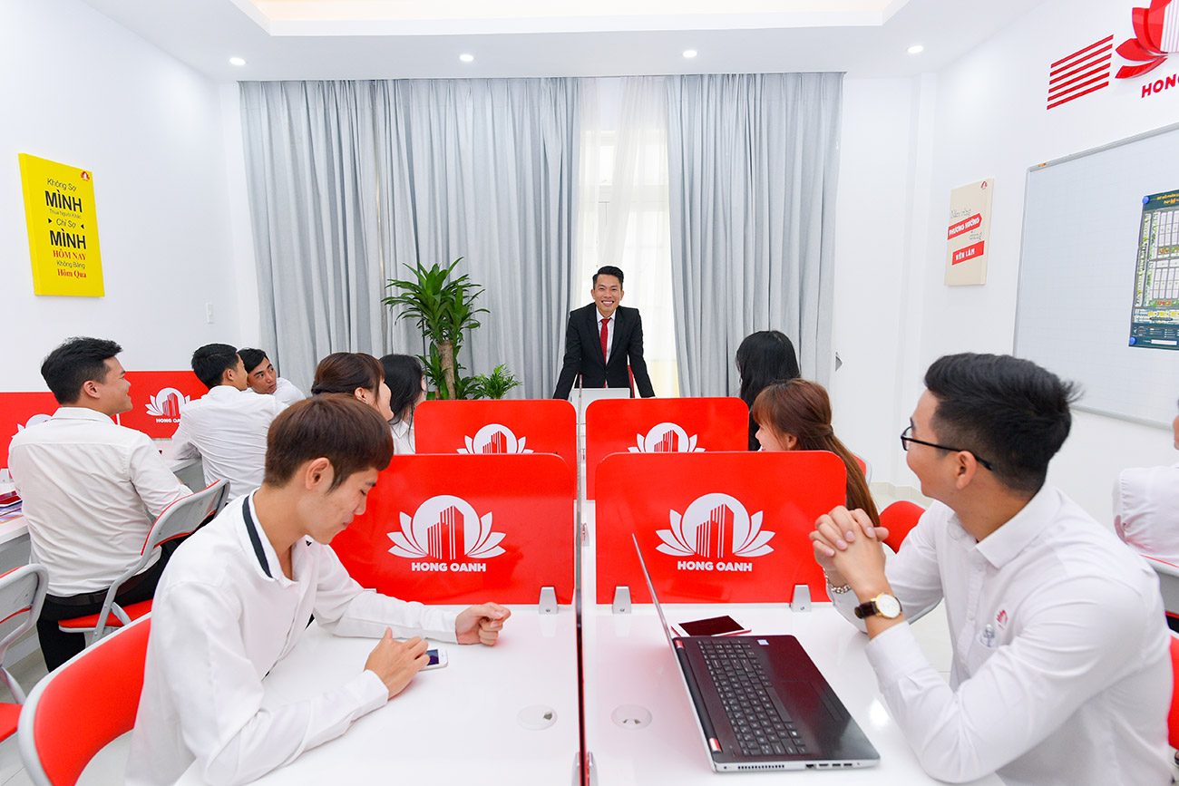 Công ty TNHH Địa Ốc Hồng Oanh