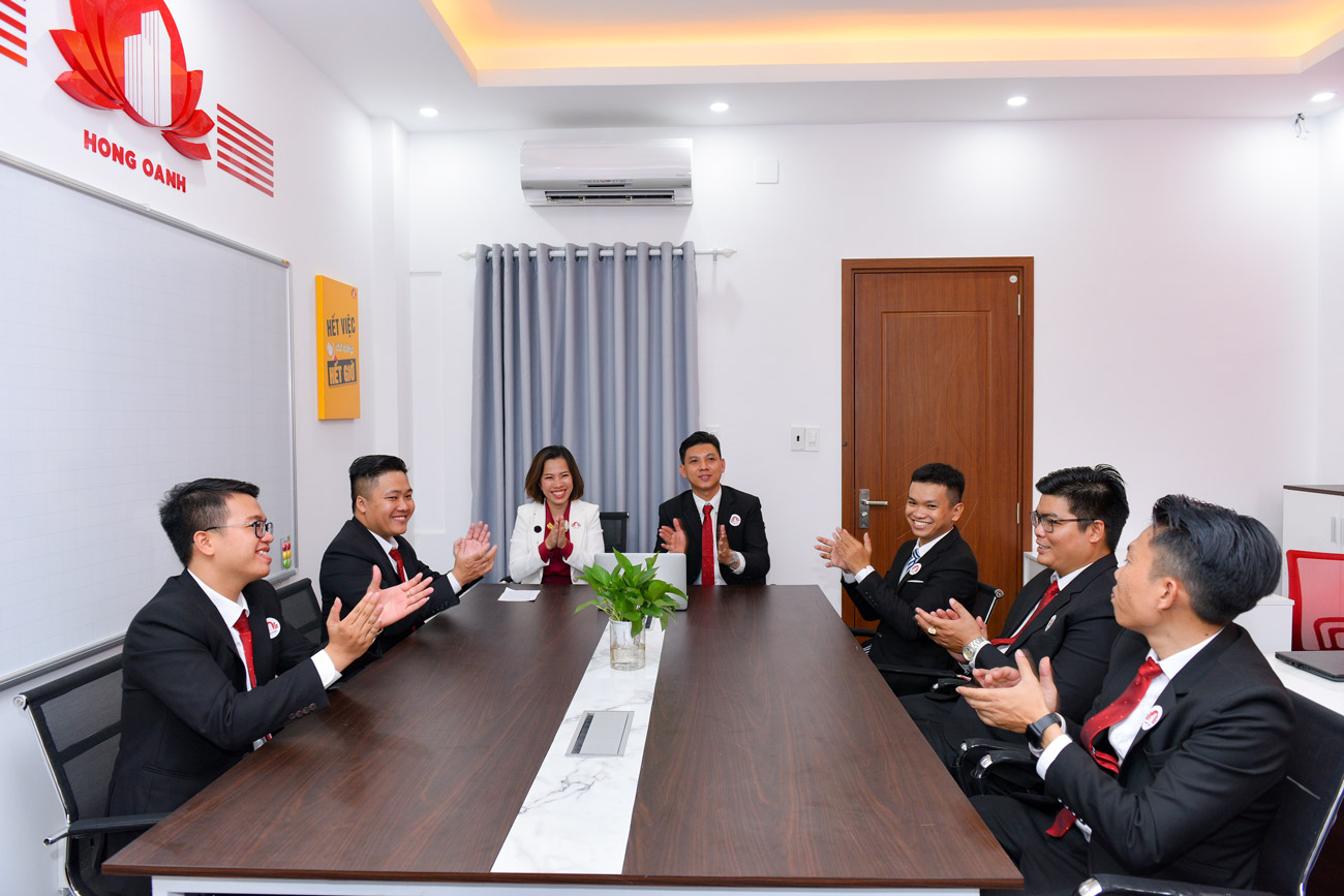 Công ty TNHH Địa Ốc Hồng Oanh